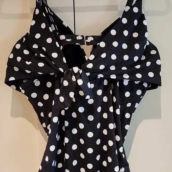 Bathing suit - Picture 2 of 5